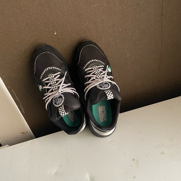 Puma x Mercedes sneakers - Picture 3 of 7